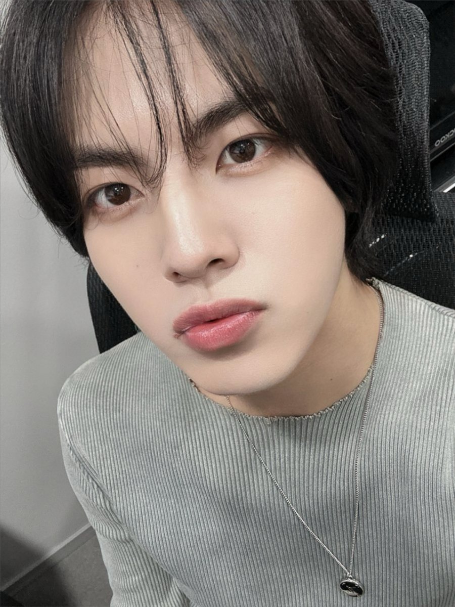 tan__official_'s tweet photo. [#현엽] 잠깐이라두 봐서 좋았다❤️

#티에이엔 #TAN #hyunyeop
#yeop_hoto #ヒョンヨプ https://t.co/kE4cUiq9Gf