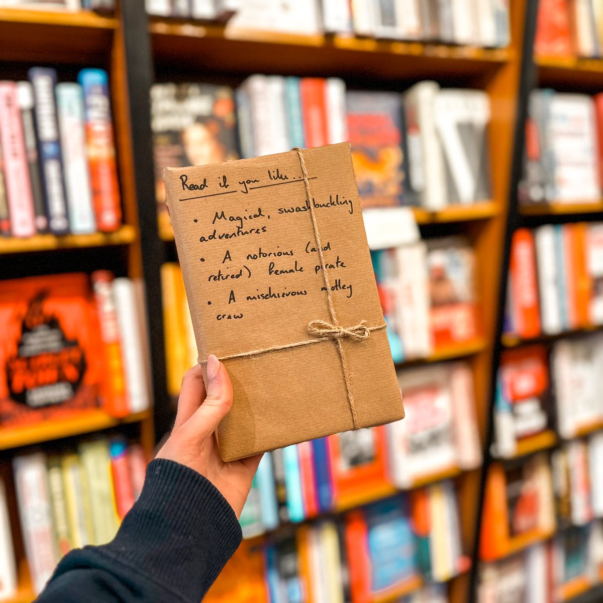 A whole new range of blind dates have landed for March! 🍃

#bookstagram #waterstonesnorthallerton #northallerton #bookshop #lovenorthallerton #waterstones #blinddatewithabook