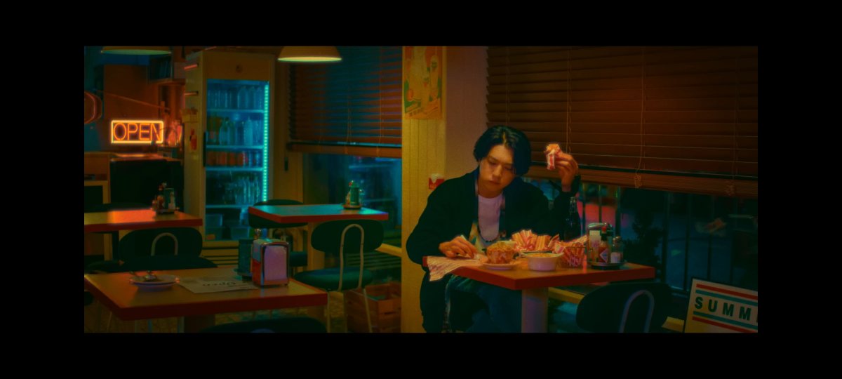 포에버 정식 먹자 마데들아🥰

📍82올리언즈
-볼케이노 맥앤치즈
-몬테크리스토
-코울슬로(추정)
-콜라 보틀

근데... 감튀는 어디서 난 거묘.