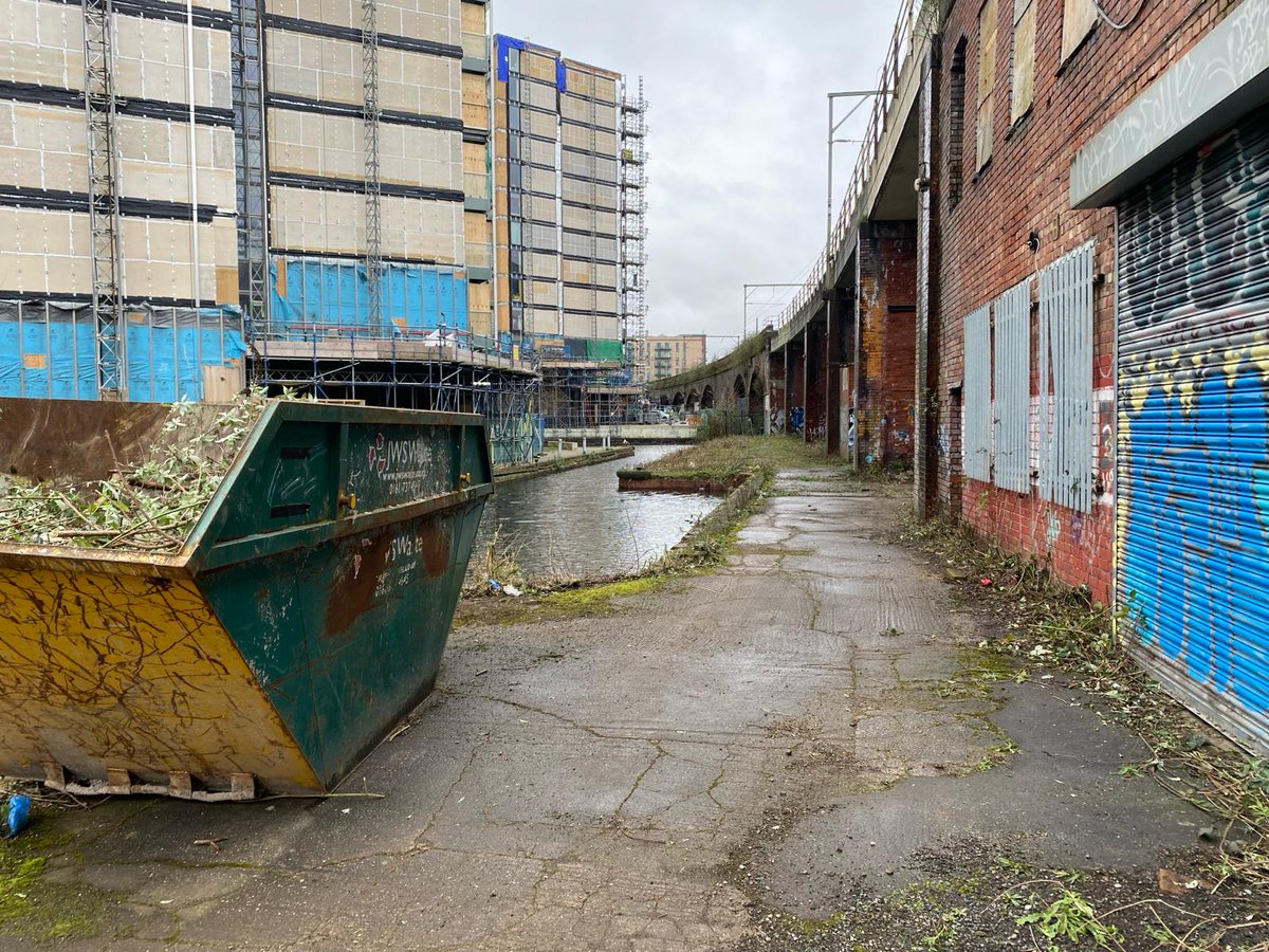 A big thank you to @hargreaves_plc and @sunbeltrentaluk Rentals UK & Ireland for kindly helping us with waste removal free of charge! #embassyvillage #thankyou #teamworkmakesthedreamwork