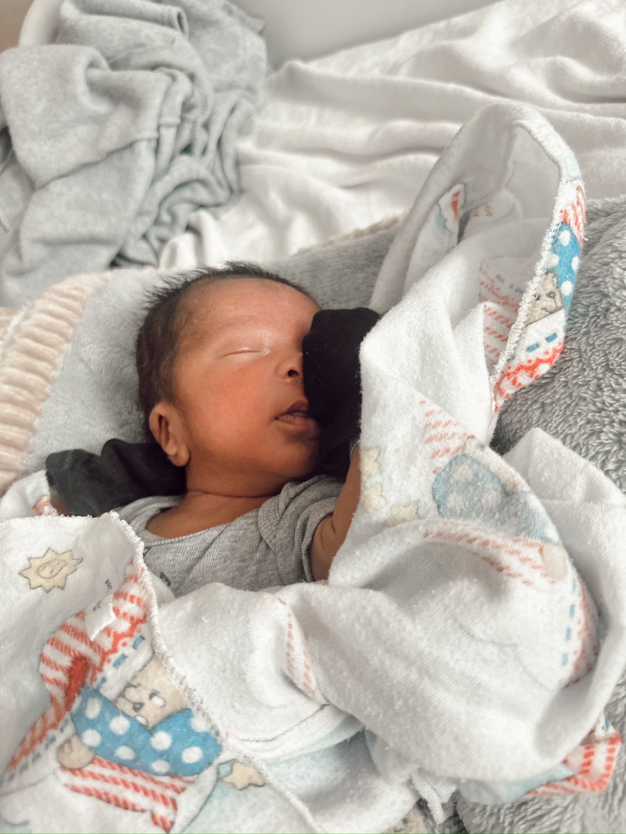 sadiejessenia's tweet photo. Well since I’m here let me post a life update 

My sweet baby boy has been home from the NICU for about a week, he’s doing AMAZING and he’ll be 2 months in a few days
 🏁⭐️🧸💚🙌🏼 https://t.co/k4poGzMFF3