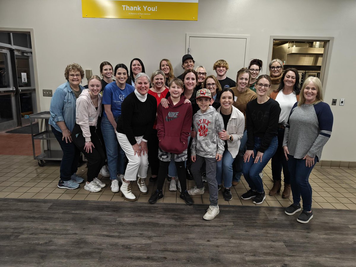 RASEInc's tweet photo. Thank you to all our RASE member who volunteered last night at the banquet. RASE members love to improve their communities and help those in need! https://t.co/0thbk3Qr59