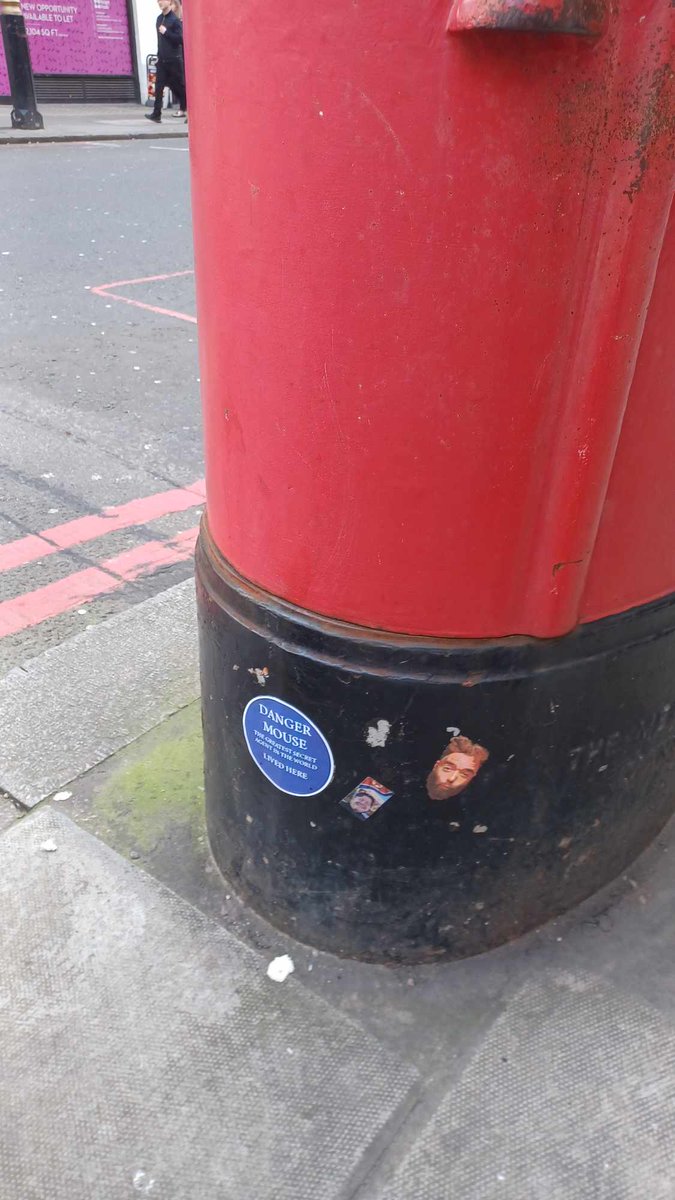 BlastProcess's tweet photo. Yesterday for your continued enjoyment, a crack team of BP agents undertook maintenance on the Danger Mouse Blue Plaque in Baker Street (London).
The mission was deemed a success (photo).
To watch the original unveiling; 
https://t.co/iOhvTY3fvm
#dangermouse
#bakerstreet https://t.co/ZdbE2tpzhn