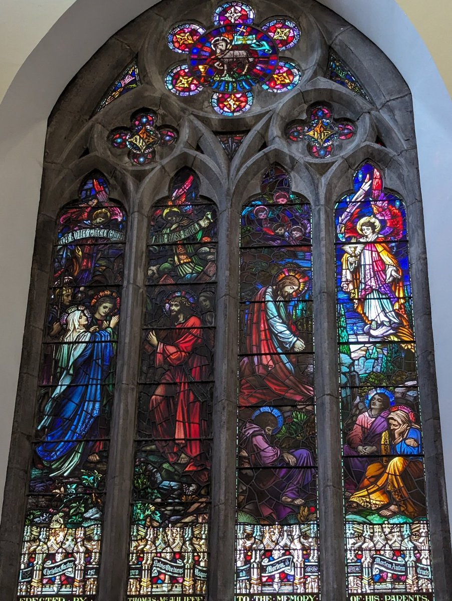 Another St Marys - this one in Listowel,Kerry

Some lovely stained glass in this church

#windowsonwednesday #Church #churches #Wednesdayvibe #churchesoftwitter  #architecture #stainedglass #artistic
