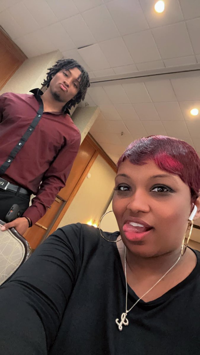 HomerWare06's tweet photo. I had a wonderful time at the Willie Ray Smith award ceremony this past weekend #goLonghorns https://t.co/mxBSf2BEXM