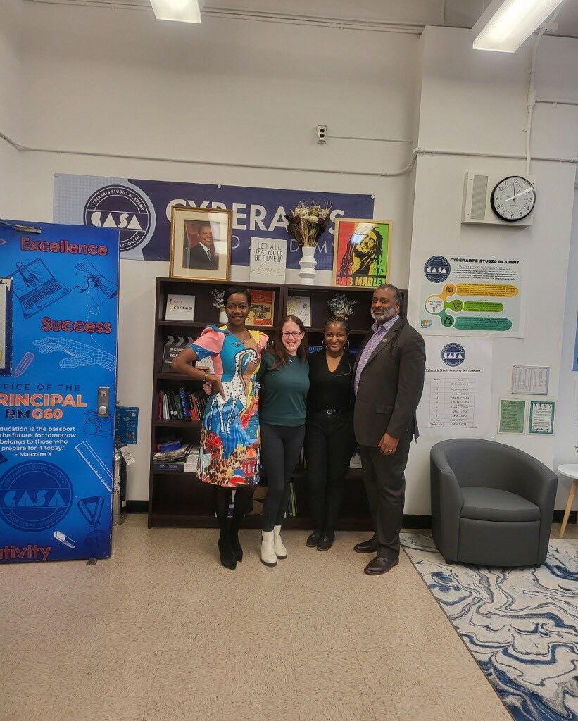 BrooklynNorthHS's tweet photo. The beginnings of a CASA and John Jay School for Law Instructional PLC! Nothing like having caring leaders collaborate to serve our students better! #ironsharpensiron #bknhs #criticallove https://t.co/nU2c1uIIO9