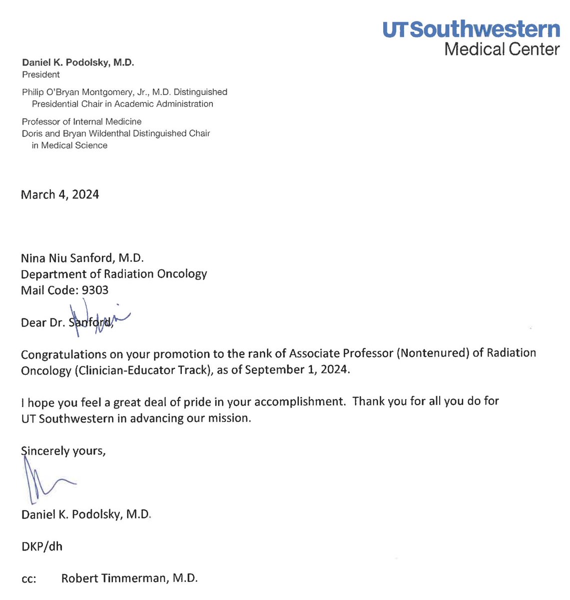 Happy to share that I have been promoted to Associate Professor! 😀 Getting to practice academic medicine is a privilege in many ways. I am grateful to my colleagues, mentors, patients, & family.