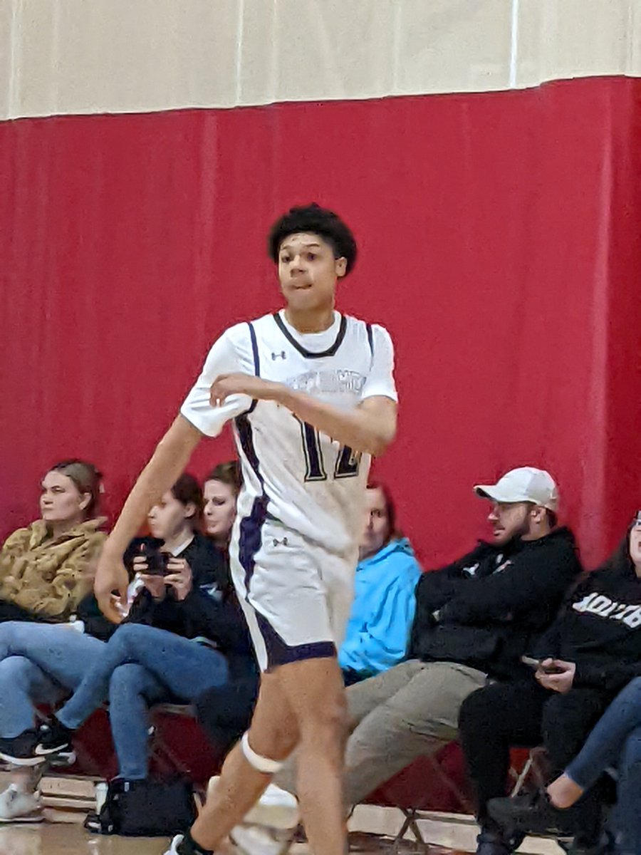 chick gillespie (@chickg3) on Twitter photo For Perkiomen School 6'5" '25 Hayden Johns #14 had 21pts 5reb, 6'2" Alex Zakheim #1 had 17pts 3 treys 8reb 2asts and 6'4" '25 KJ Cochran #12 added 15pts 2 treys 2asts in the loss. For Perkiomen School 6'5" '25 Hayden Johns #14 had 21pts 5reb, 6'2" Alex Zakheim #1 had 17pts 3 treys 8reb 2asts and 6'4" '25 KJ Cochran #12 added 15pts 2 treys 2asts in the loss.