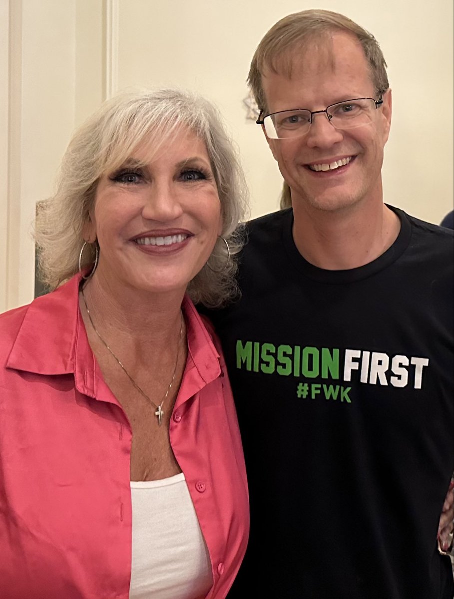 @GenFlynn @KittyQM17 @SharletaBassett @sharletabasset I've known @SharletaBassett for a long time and she's a wonder patriot that California would be blessed to have represent them for U.S. Senate. If you live in California, please vote for @SharletaBassett today. #ReverseTheCurse #AmericaFirst