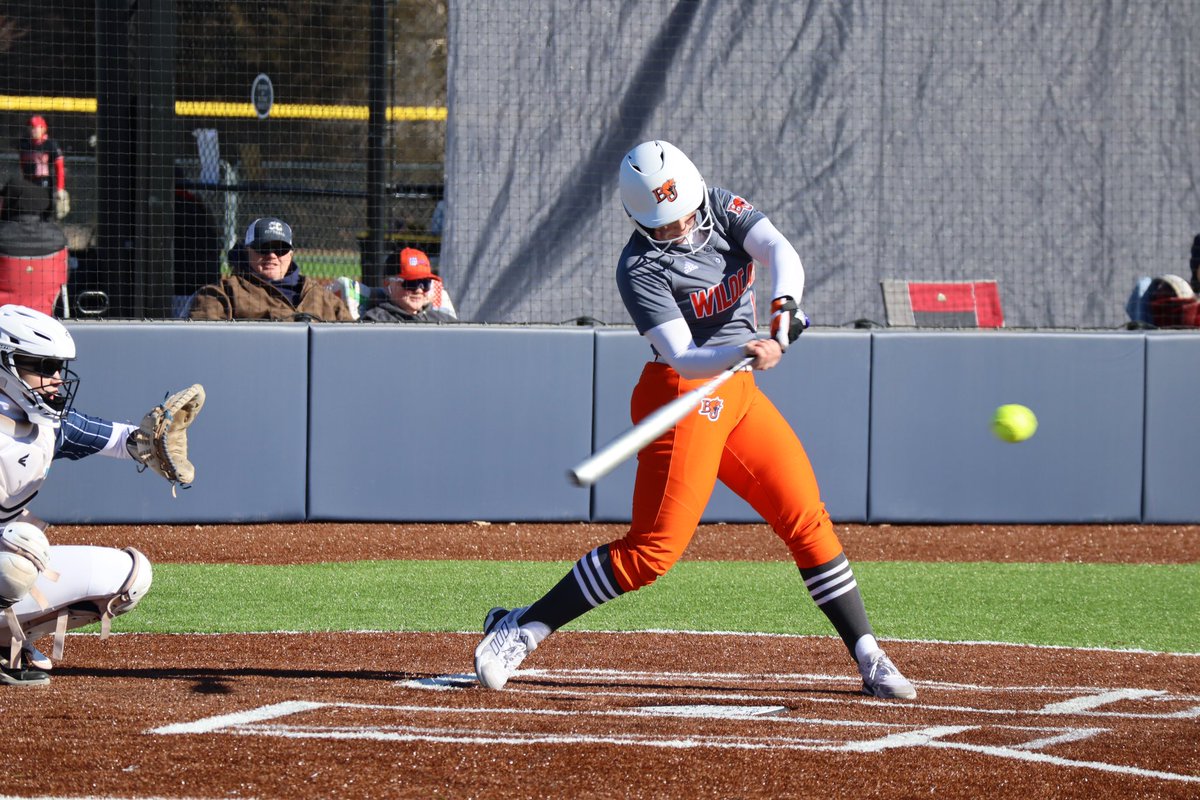 Baker University Softball (@bakerwildcatsb) on Twitter photo Congratulations to <a href="/SavannahBray123/">Savannah Bray</a> on her 1st collegiate Grand Slam! Way to have a game Savy!! π§‘
#btid #bakersoftball #bakeru #naiasb Congratulations to <a href="/SavannahBray123/">Savannah Bray</a> on her 1st collegiate Grand Slam! Way to have a game Savy!! π§‘
#btid #bakersoftball #bakeru #naiasb