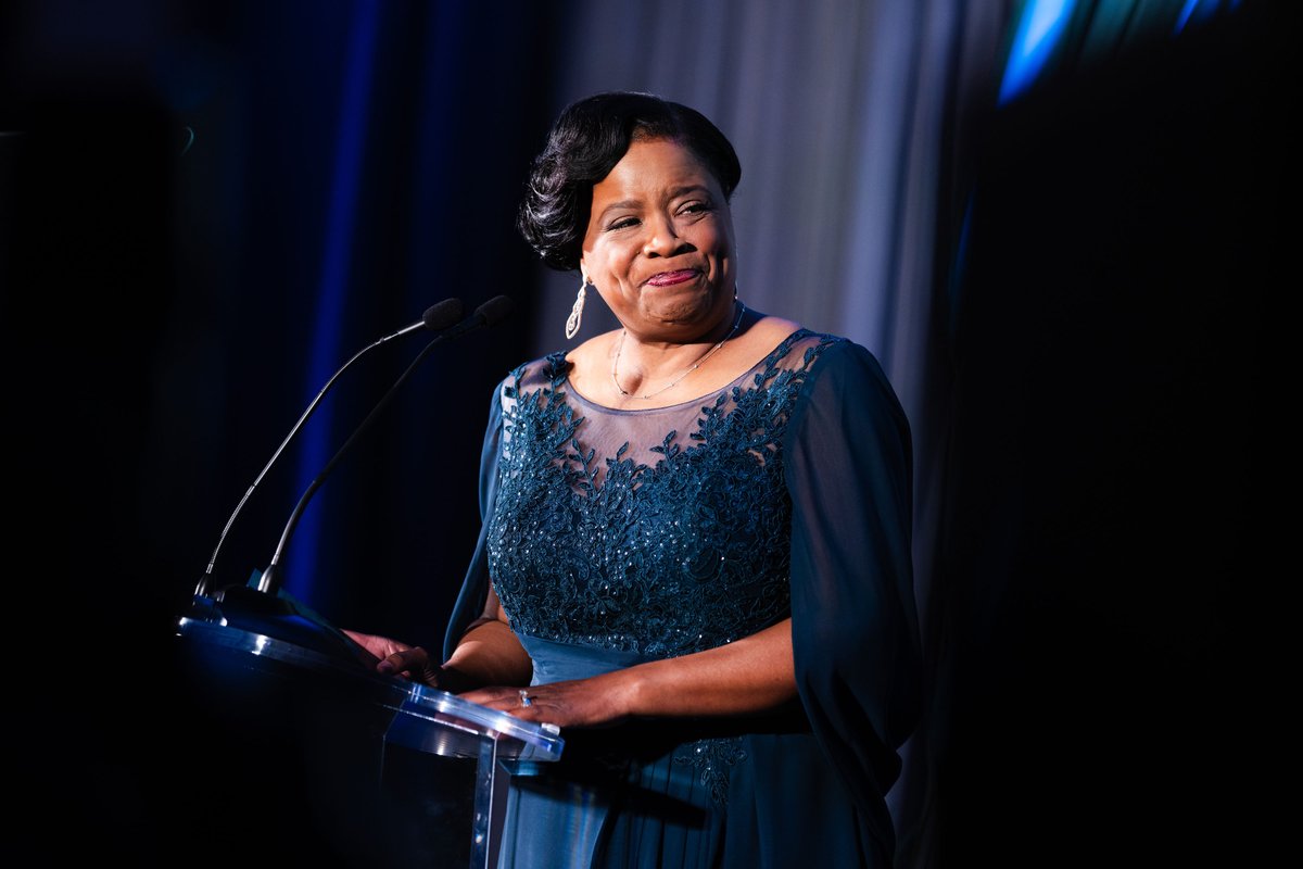 GTRI's tweet image. Congratulations to the GTRI Executive Advisory Council Chair, Shan Cooper, who was recently inducted into the JA Atlanta Business Hall of Fame. Shan is the CEO of Journey Forward Strategies, LLC. 

Photo Credit: JA Atlanta Business Hall of Fame

#JuniorAchievement #JAofGeorgia