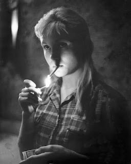 effects of smoking cigarettes on teeth Smoking's Effects on Teeth effects of smoking cigarettes on teeth Smoking's Effects on Teeth