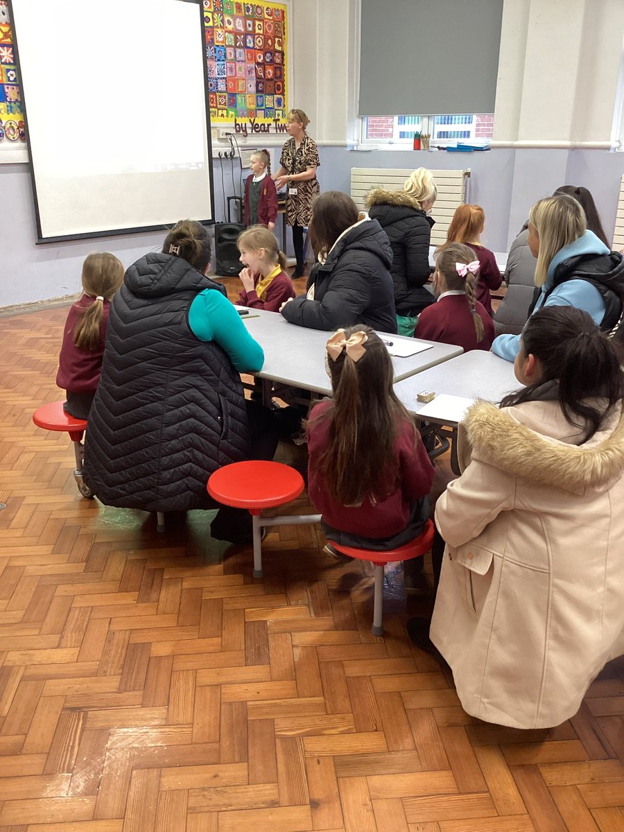Great to see some of our year 2 parents this morning attending our phonics workshop. We hoped you enjoyed getting a chance to see how phonics is taught in school.