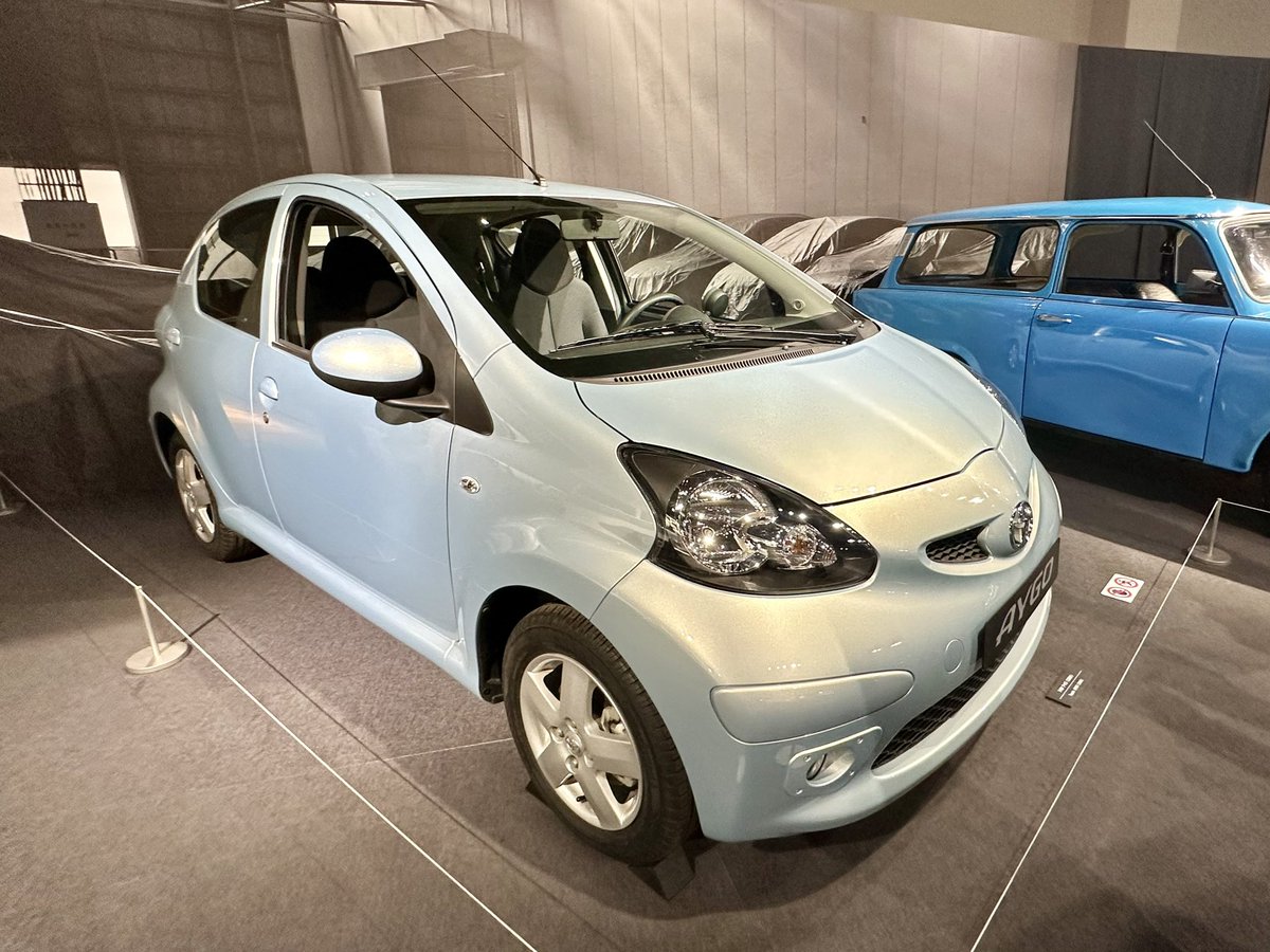 bpsrr4851's tweet image. トヨタ アイゴ
トヨタ、プジョー、シトロエンの合弁会社の生産
プジョー107.シトロエンC1の姉妹車
#toyotapeugeotcitroenautomobile #aygo #お蔵出し展 #toyotaautomobilemuseum