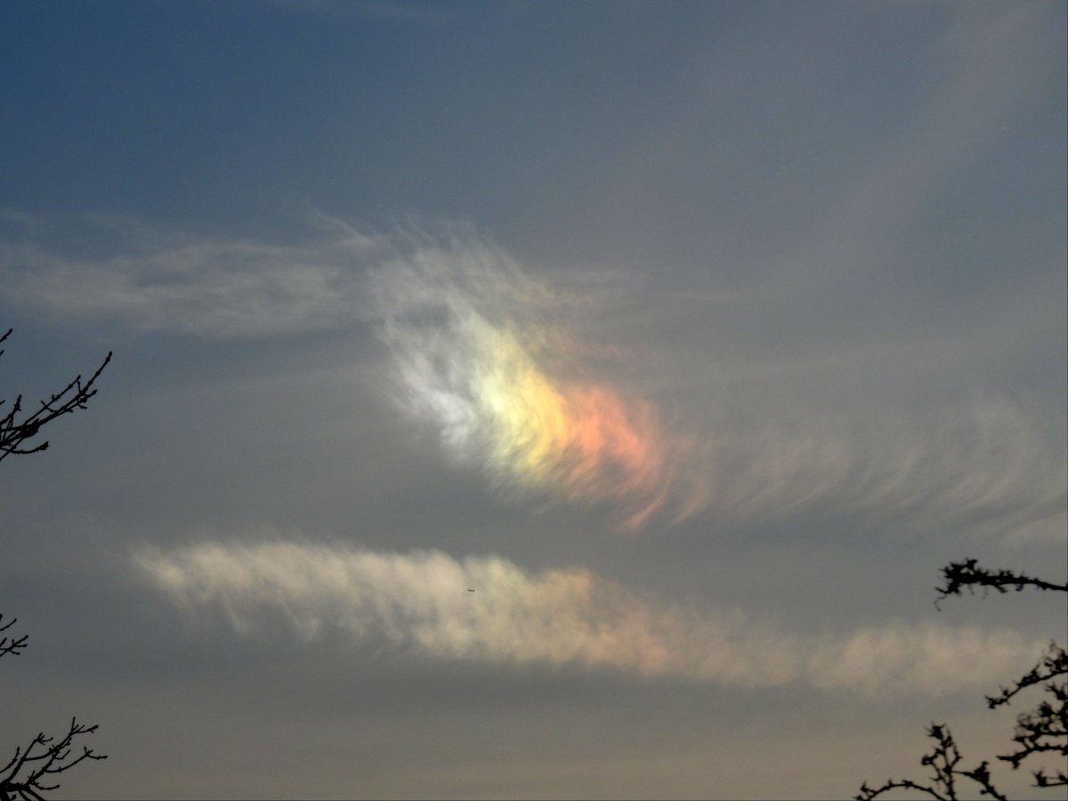 A sun dog spotted over North Kent, UK, by @mildthing99