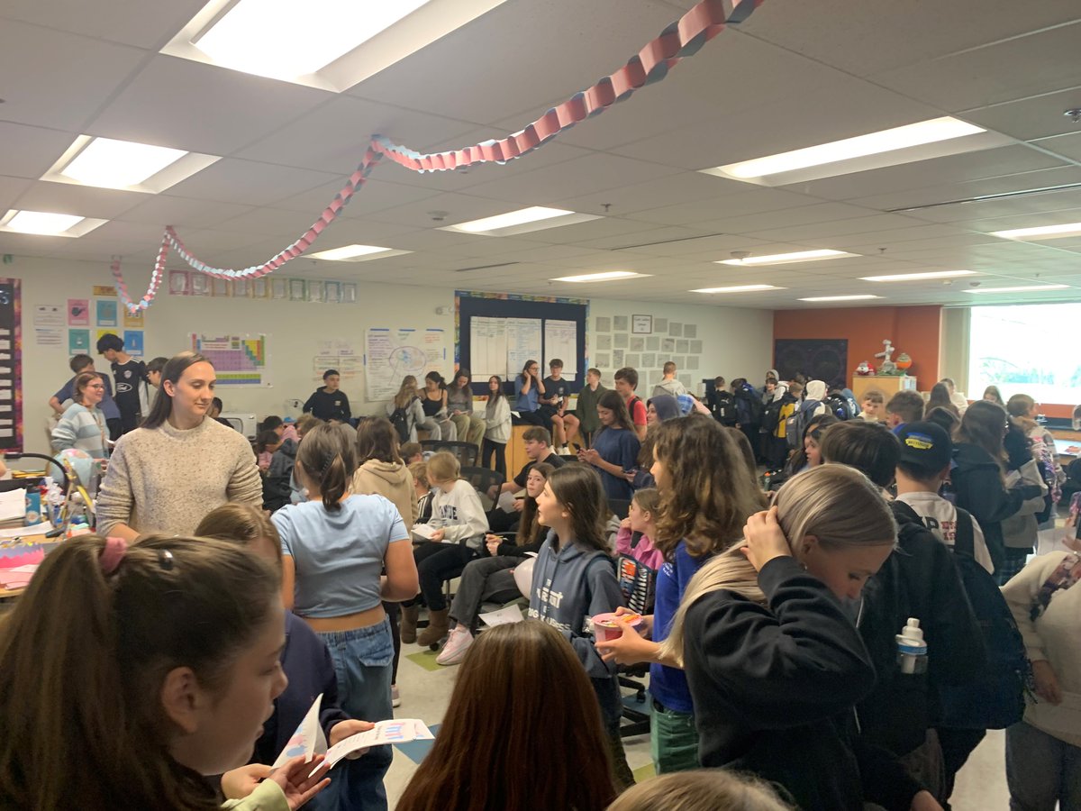 Today at EPIC our wonderful middle school students planed a surprise gender reveal for ELA teacher Mrs. Carter!  Our students LOVE their teachers here for good reason.  CKH is real at EPIC!  (It's a girl!) #gcc_charters
