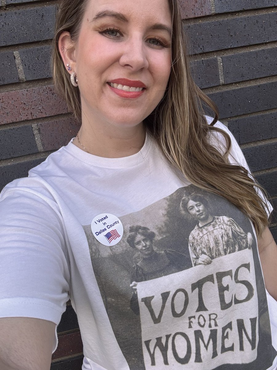SF_ChelseaS's tweet photo. Polls are open in @DallasElections until 7! #BeAVoter https://t.co/7jbz1X6LHY
