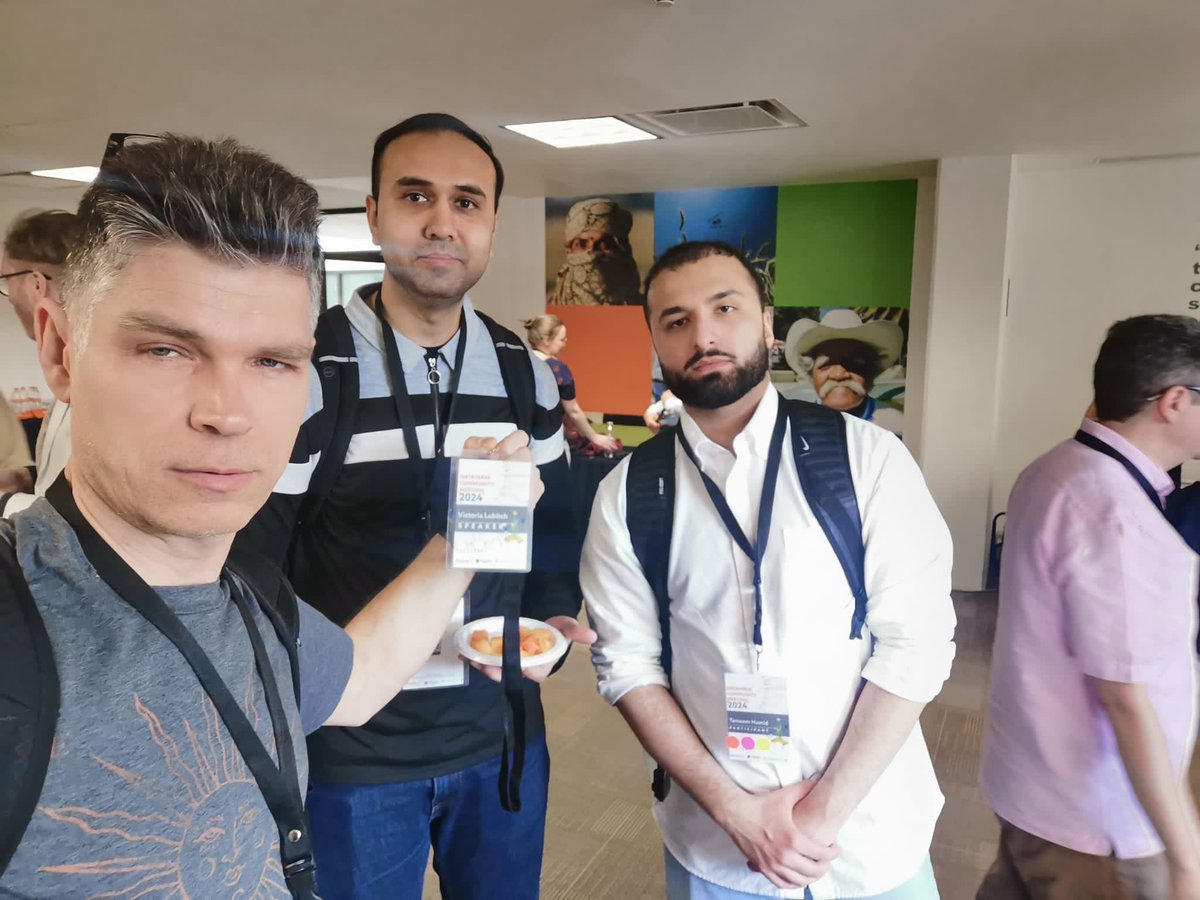 BorealisData's tweet image. The Borealis Team is at #Dataverse2024 for the 10th anniversary of the Dataverse Community Meeting! @dataverseorg