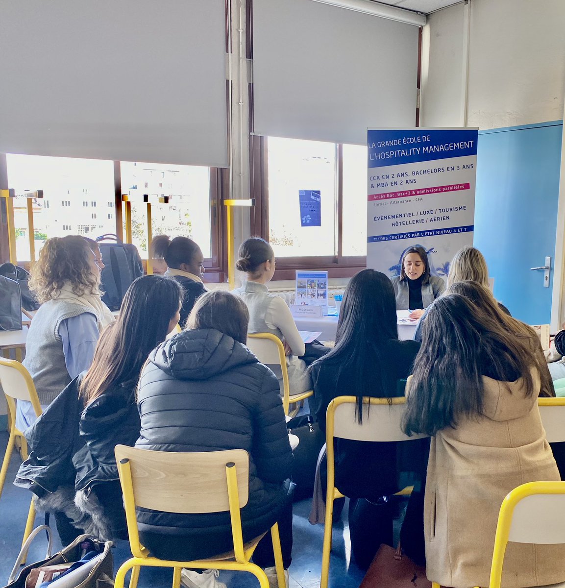 CDI Lycée Berthelot tweet media