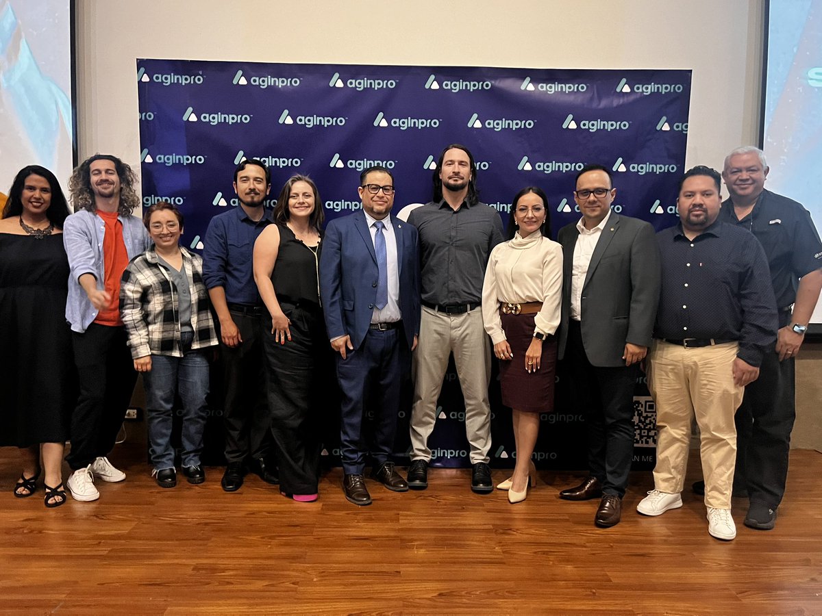musicartesGT's tweet photo. Hoy participamos por invitación de #Aginpro en el lanzamiento del documental “Todos Somos Indie” relacionado con el movimiento musical indie en #Guatemala y la región, parte de los proyectos culturales de la entidad.
Excelente trabajo 👏👏👏
#Musicartes https://t.co/68fUAMjFkr