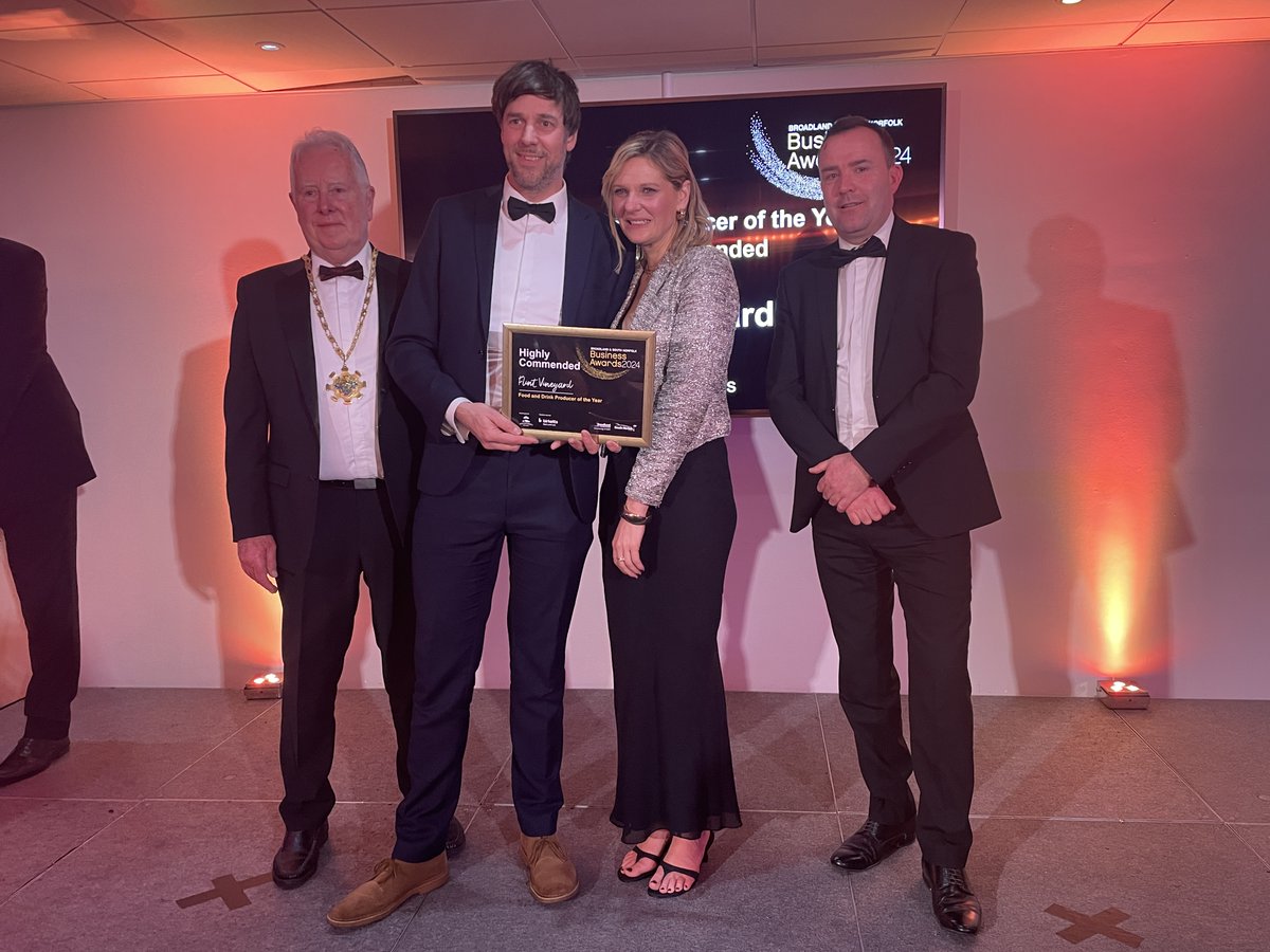 Congratulations to @FlintVineyard for being awarded Highly Commended in Food and Drink Producer of the Year category! Their innovative ideas, clear growth plan and commitment to excellence impressed the judges.