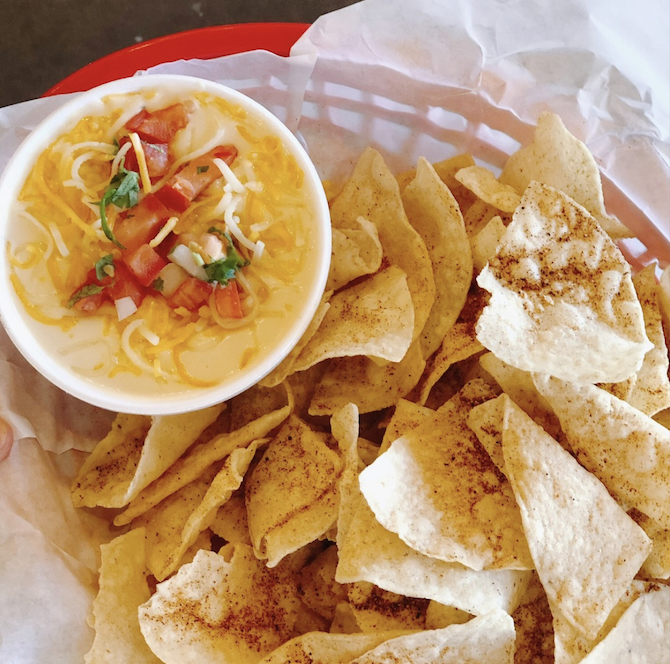 fuzzystacoshop's tweet image. Get the Fuzzy’s Rewards app. Get free Chips &amp;amp; Queso on your first order. Get rewarded every time after that. Win/win/win #fuzzys #fuzzystacos #fuzzystacoshop