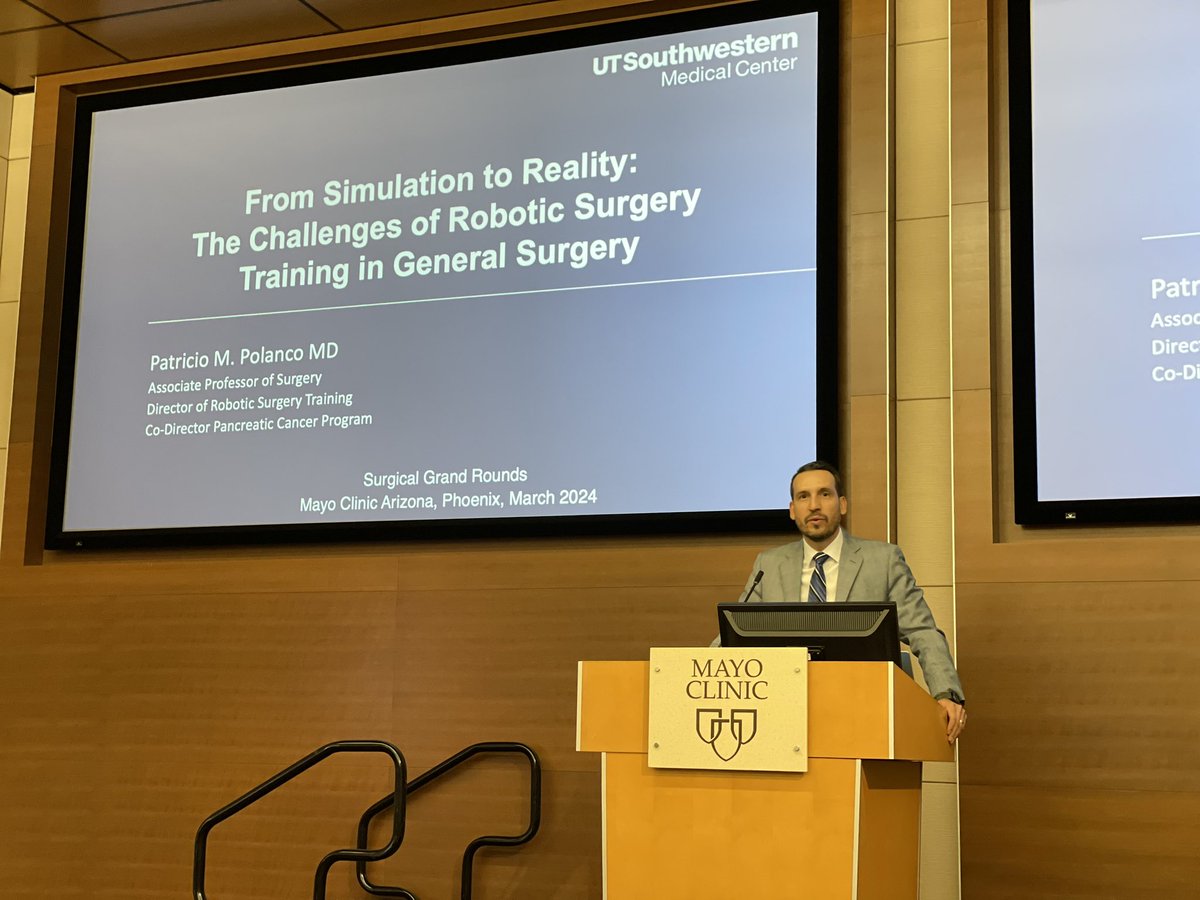 MayoAZSurg's tweet photo. Yesterday, we were privileged to have @PatricioPolanc0 visit from @UTSWSurgeryLife for GRs to talk about preparing our next gen for the future- Robotic Surgery.
To top off an awe-inspiring talk, he proctored our group through a tough robotic Whipple. Incredibly productive visit! https://t.co/n1GW6S1K7K