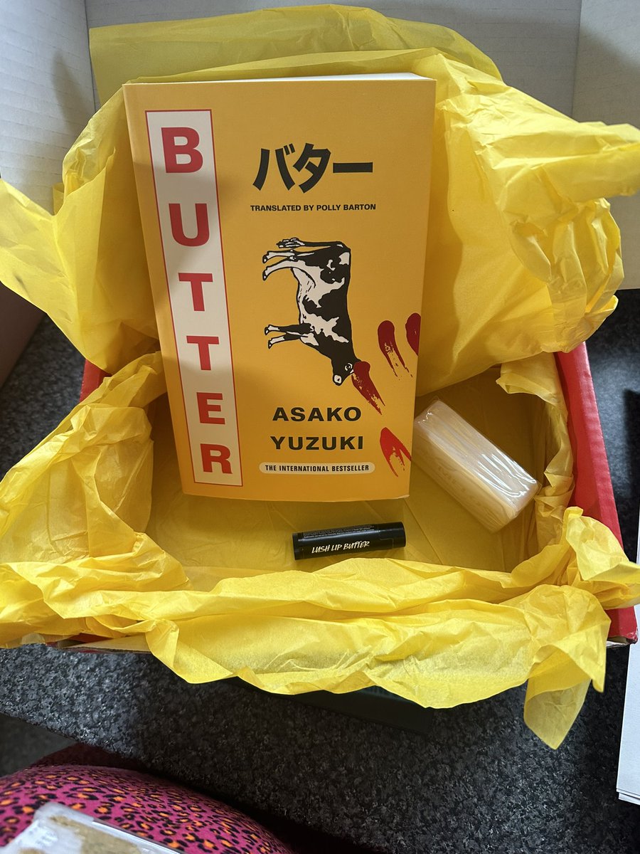 Littlemissbook6's tweet photo. Thank you @RachelMayQuin @4thEstateBooks
I canβt wait to get stuck in to this one #bookmailisthebestmail https://t.co/VROMdz7Aoi