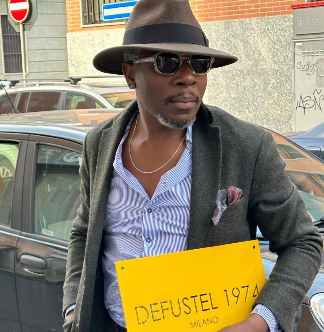 defustel tweet media