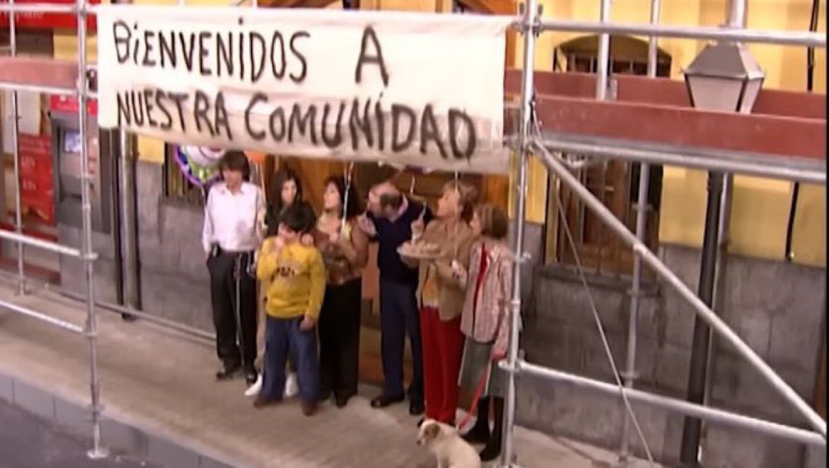 TemplorioMG's tweet photo. Se cae Instagram y Facebook. 

La gente de Twitter: https://t.co/xnPfBw09BO