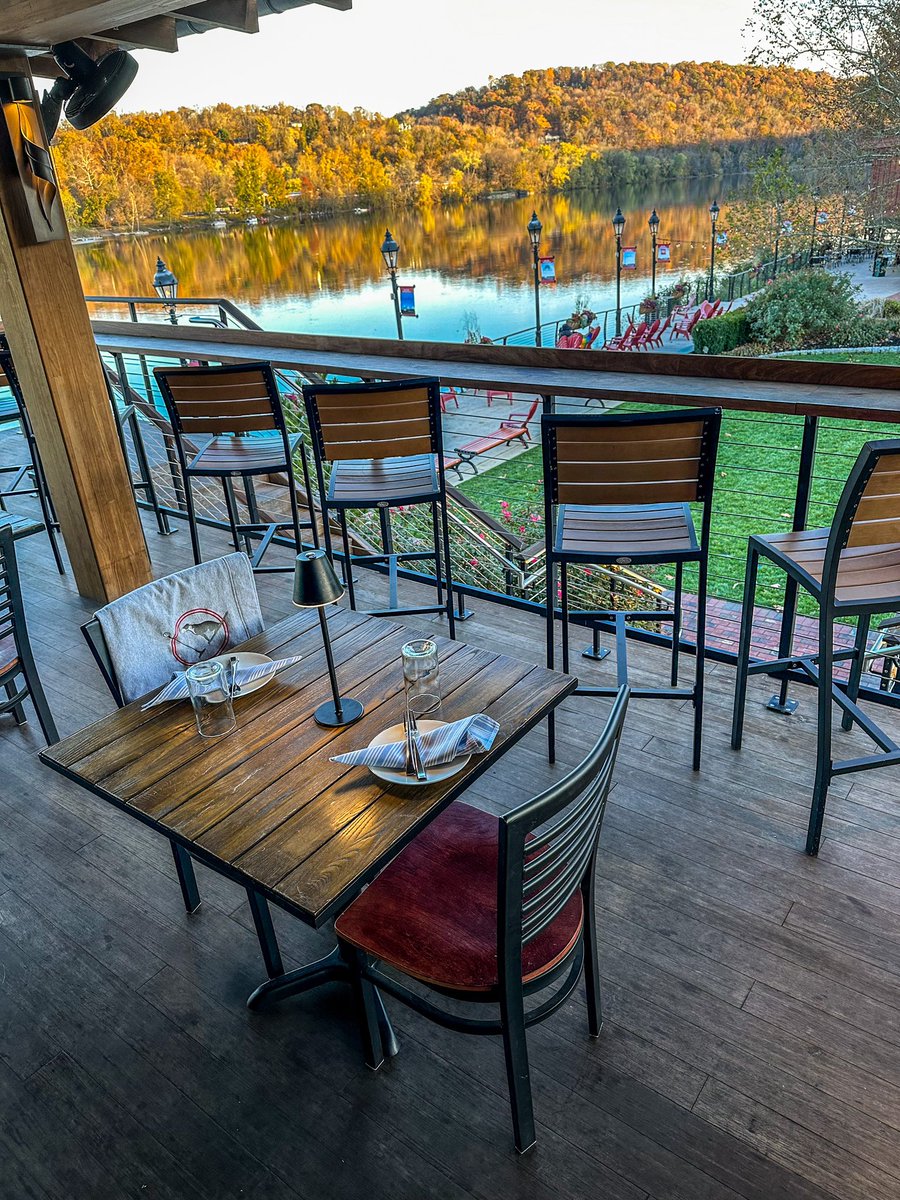 Get ready, because #DaylightSavings ends this Sunday 🙌 That means there’s more sunshine to enjoy in the coming days ☀️ Our heated &amp; covered #OutdoorPatio is the perfect place to #SoakUpTheSun 🕶️ We’ve even got embroidered blankets to keep you warm &amp; toasty😊 #StellaNewHope