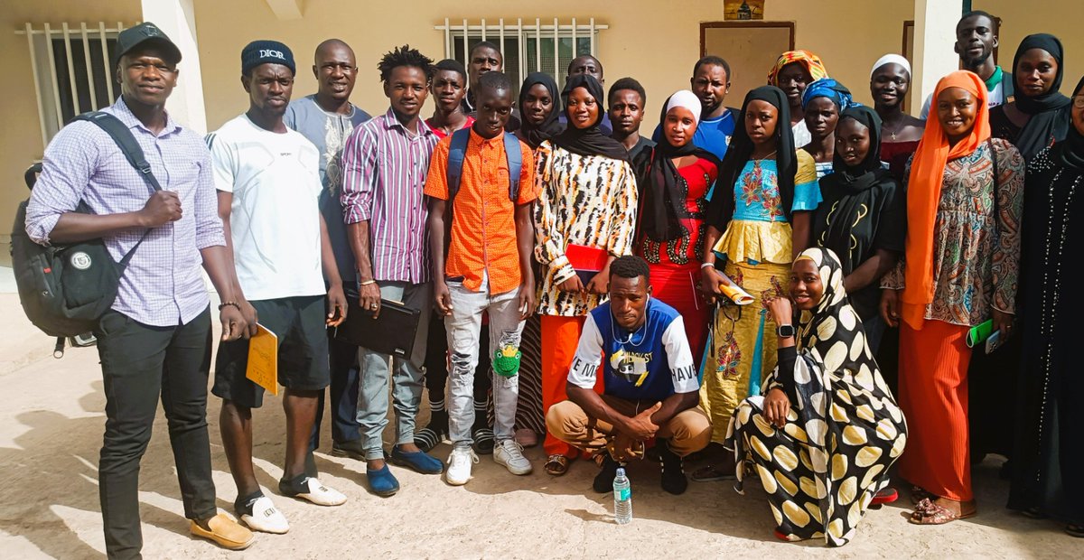gamjobs's tweet photo. #Gamjobs recently facilitated a training for 100 youths, including returnees on CV writing, interview techniques, job search tips and work ethics. The training organised by GIZ, was meant to equip participants with skills to search, find and sustain their work in the Gambia. https://t.co/CTkjhBFIa8