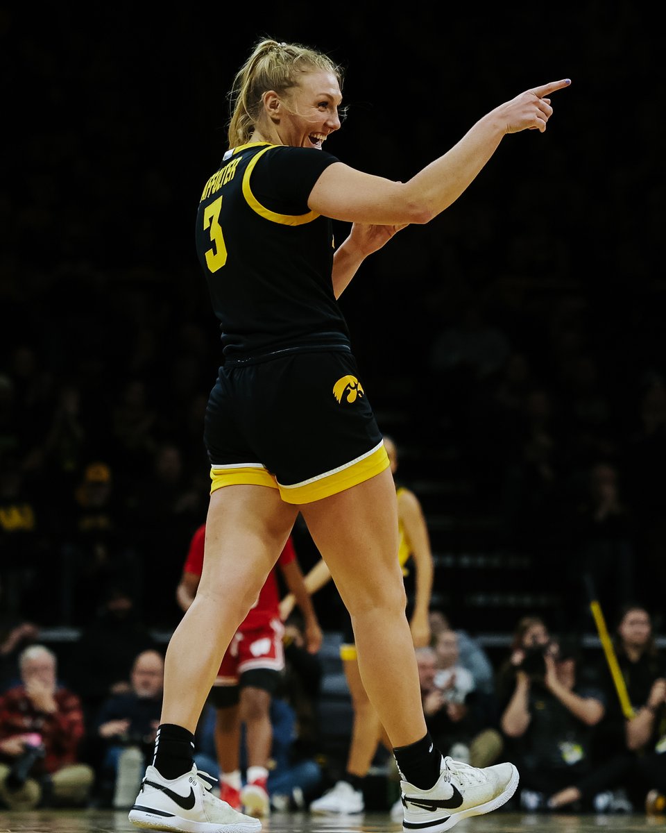 Brandee Saunders (Britt) tweet media