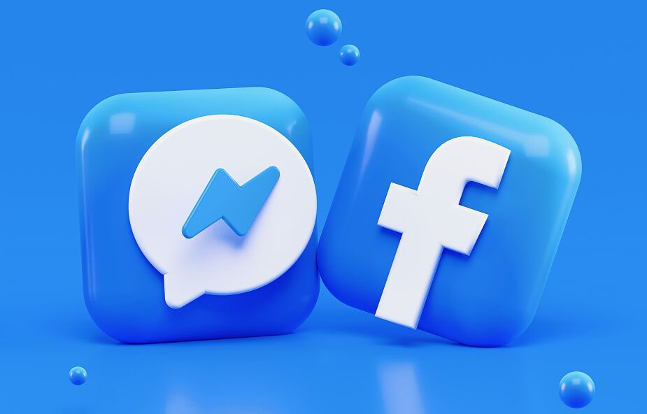 TuPawlicki's tweet photo. Awaria #Facebooka i #instagrama budzi w PL większe emocje niż wojna w Ukrainie. Kreml musi zastanawiać się, czy można zdestabilizować Zachód pozbawiając go dostępu do mediów społecznościowych. Odpowiedź jest prosta: można https://t.co/Lz8sD9ydGz