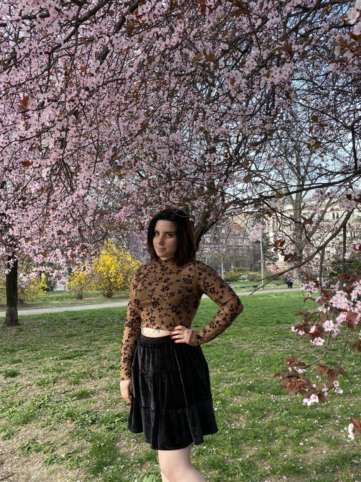 Every girl in spring be like: https://t.co/gXylURtV4I<a href="/tag/tattoo"class="tags"><span>#tattoo</span></a><a href="/tag/camgirl"class="tags"><span>#camgirl</span></a>