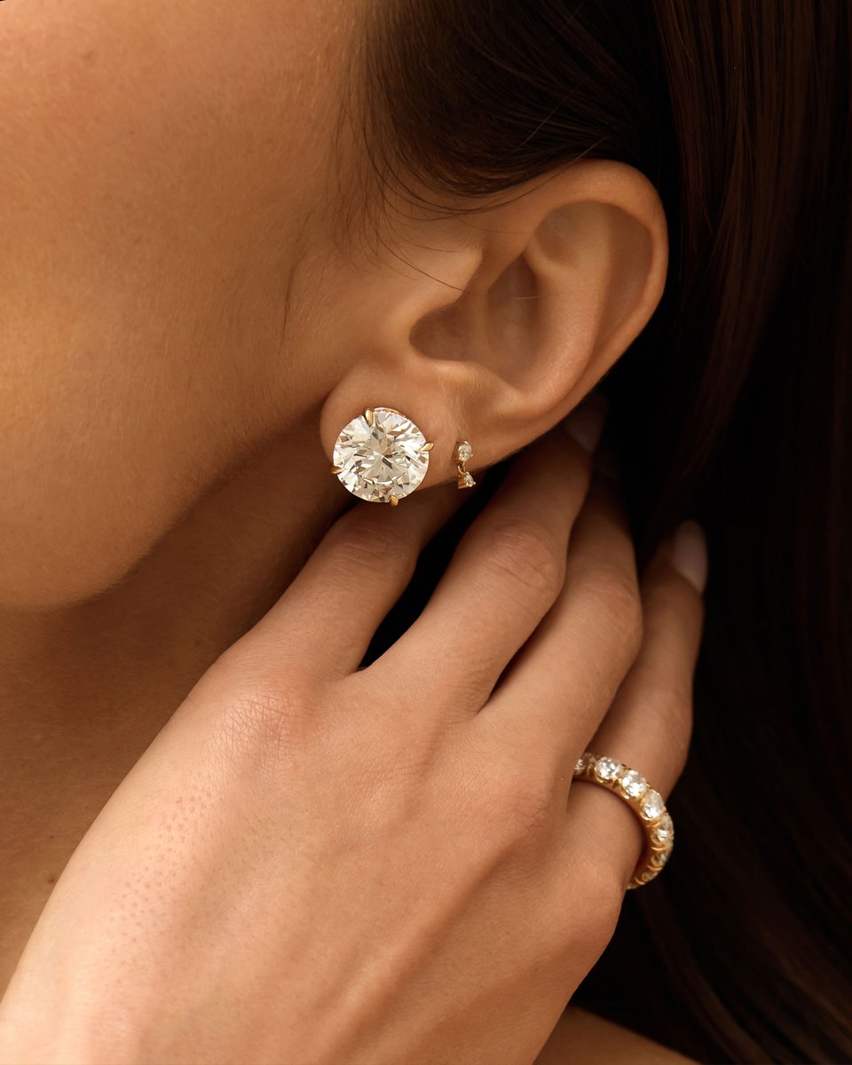 Jeandousset's tweet image. When it comes to our Chelsea studs, we're all ears. bit.ly/4ced6Dl
#diamondearrings #roundcut #labgrown #jeandousset