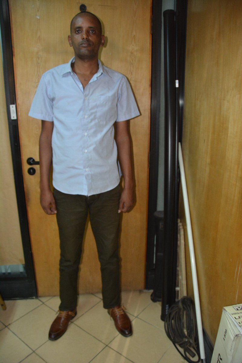 EACCKenya's tweet photo. #CaughtInCorruptionThisWeek
KAHAWA WEST POLICE OFFICER ARRESTED FOR EXTORTION
EACC has this evening arrested Police Officer No. 226374 Cpl Abdi Kiano based at Kahawa West Police Station in Nairobi for demanding and receiving a bribe from a local trader as โprotection feesโ to allow her to operate the business of selling illicit brew (chang'aa).
The suspect has been booked at Kilimani Police Station pending further action tomorrow, Wednesday.
#TuangamizeUfisadiTuijengeKenya