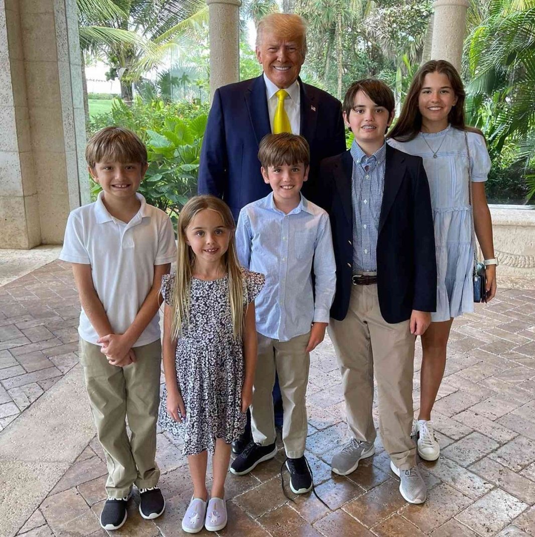 If you want to stand up for our children... vote Trump.
Drop a❤ if you Love this beautiful Grandpa!