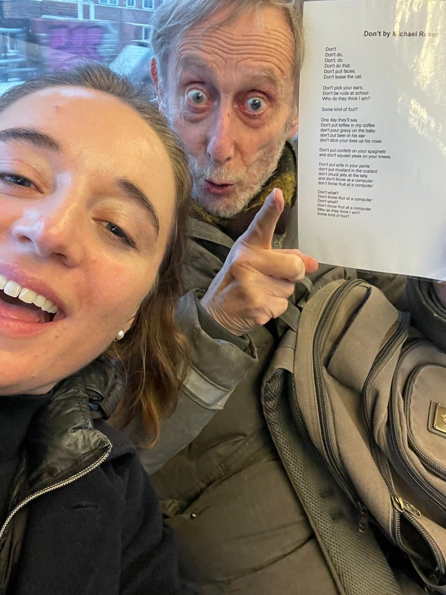 Just Bigfooter Jo travelling home from a Primary School having delivered our 'Now That's What I Call Poetry' workshop, exploring some poetry giants such as @MichaelRosenYes when...this happened! Apparently he is an incredibly lovely gent! #WorldBookDay2024 #poetry #literacy