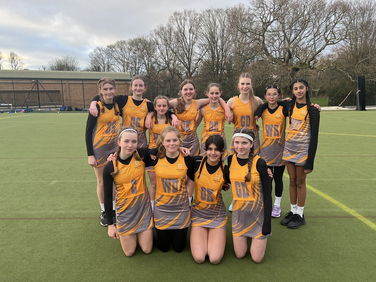 EalingFieldsPE's tweet photo. What an unbelievable day of netball, nailing biting final resulting in a narrow loss but after 8 straight wins we’re still smiling and we couldn’t be prouder 🤩🤩🤩 https://t.co/OXDEFkQbd4