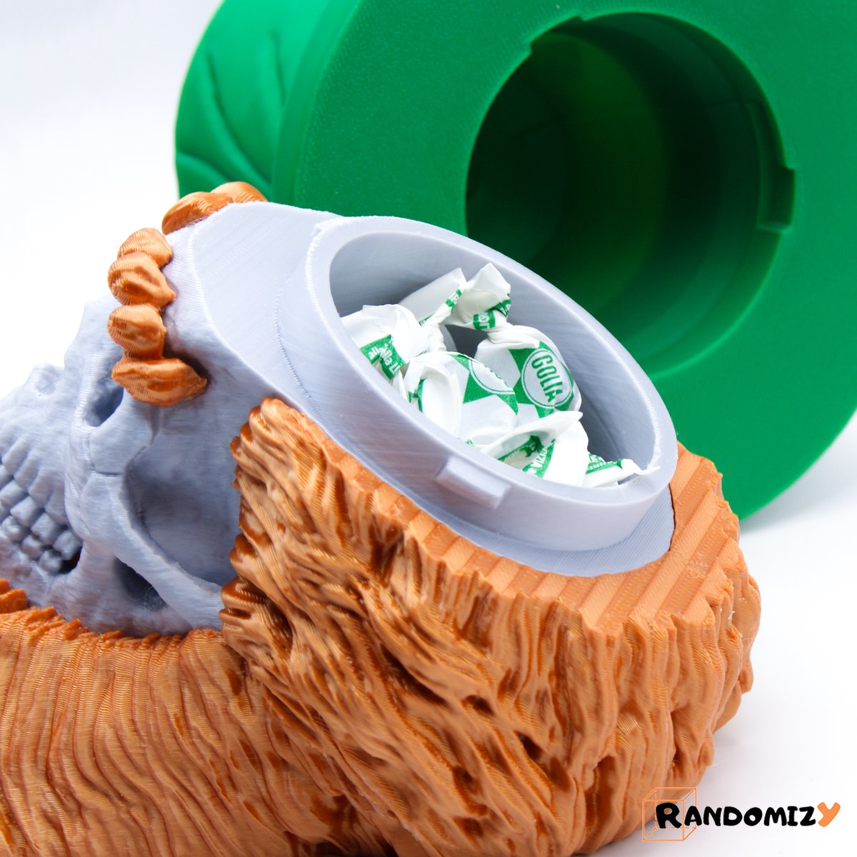 Why settle for just a skull to display when you can turn it into something useful? This Leprechaun Skull isn't only a creepy and eye-catching piece of art, but it also has a trick under the hat, literally! Twist the hat to reveal its practical side 🎩💀☘️ #3DPrinting #3Dmodeling