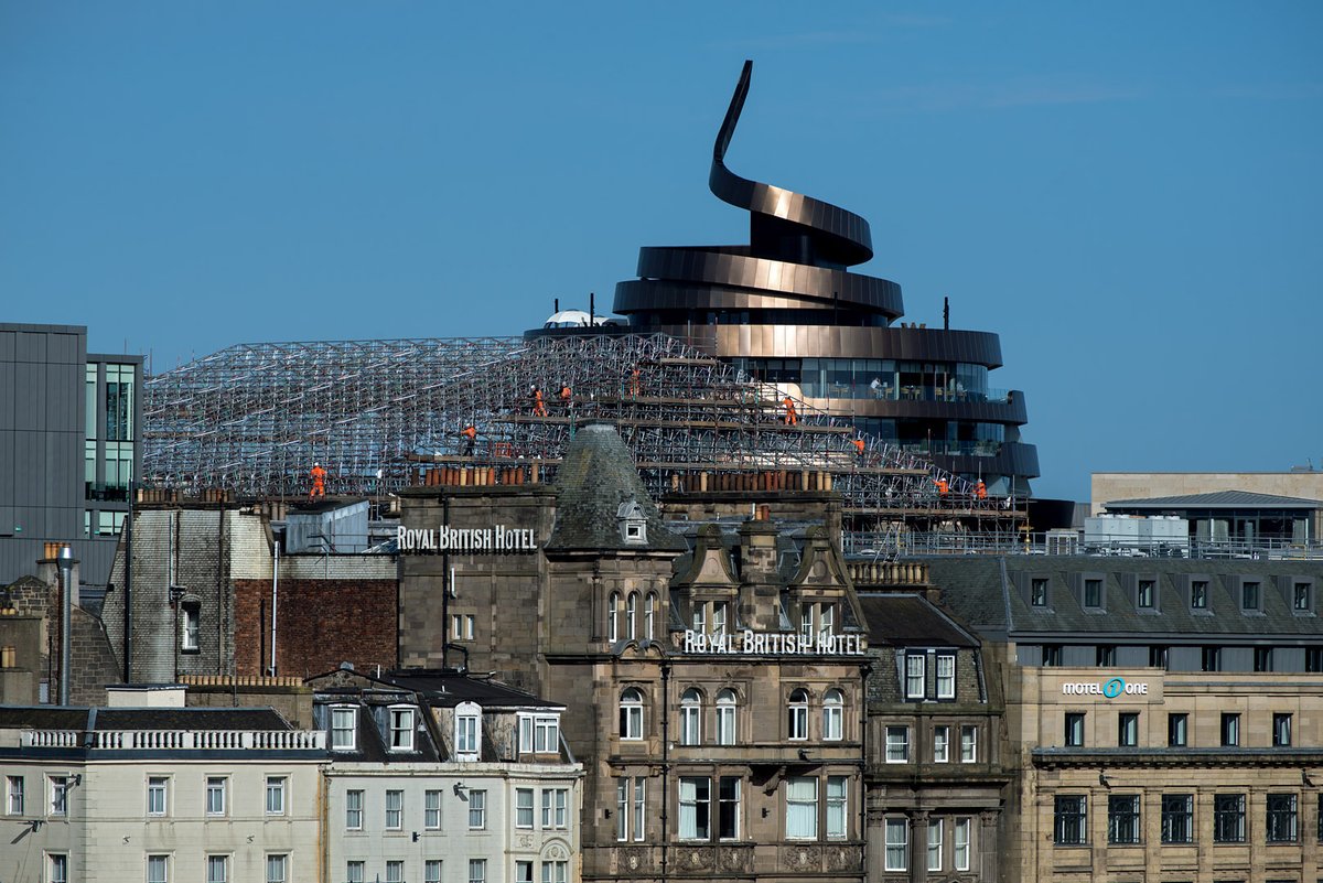 An impressive piece of scaffolding going up at the East End, I assume that's the new concert hall, correct me if I'm wrong. 🤔 #Edinburgh