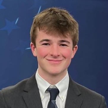 SteveDon6911's tweet photo. @DefiantLs I looked up the definition of political grifter and found this photo https://t.co/BCKi3dEatK