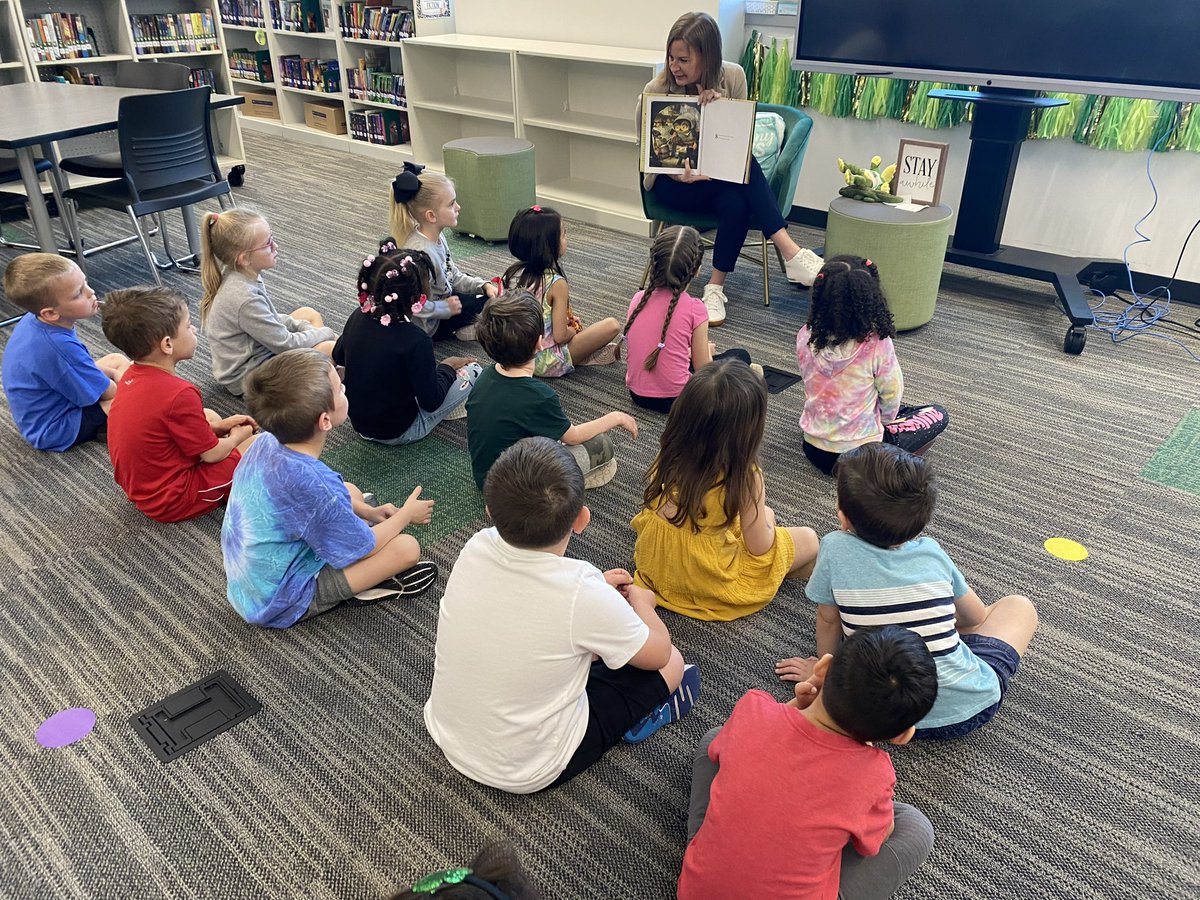 Kristin Marceau tweet media