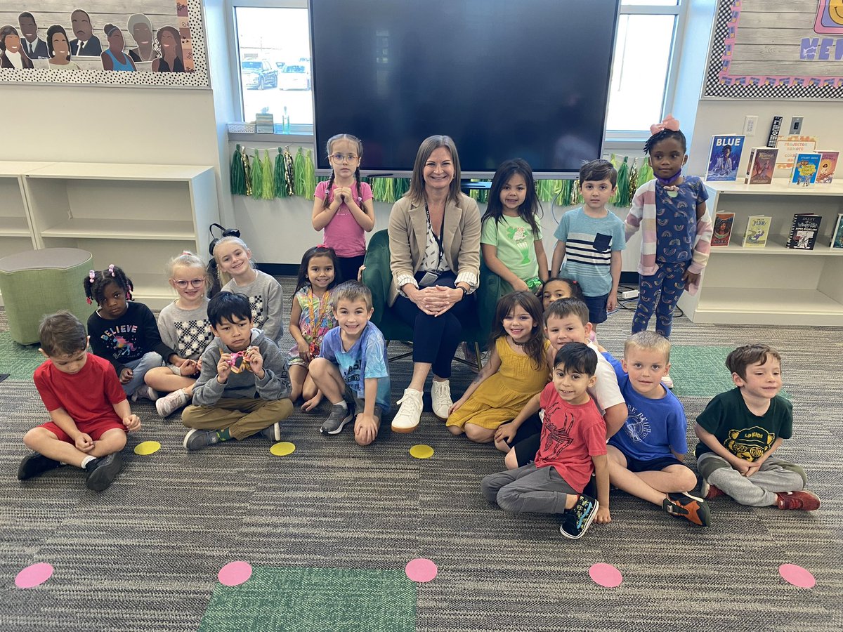 Kristin Marceau tweet media