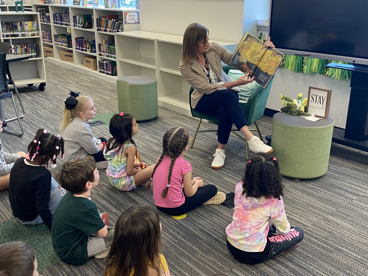 Kristin Marceau tweet media