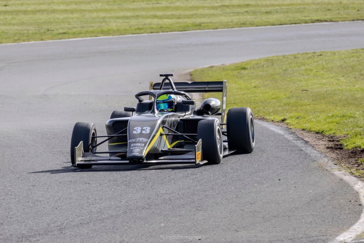 Hugo out testing this morning <a href="/GB3Championship/">GB3 Championship</a> <a href="/Elitemotoreng/">Elite Motorsport</a> <a href="/Oulton_Park/">Oulton Park</a>