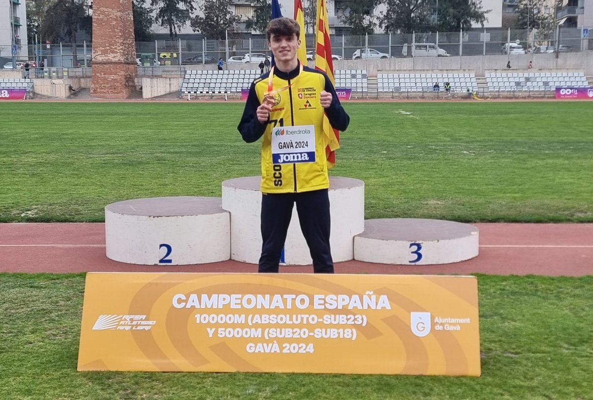 Carlos Zárate seleccionado para el Campeonato del Mundo XC en Serbia

Tras hacerse con el bronce en el Campeonato de España de Fondo en Pista de 5000 m SUB 20 en Gavá, Zárate ha sido seleccionado para esta importante cita mundial🌎

¿QUÉ LOCURA ES ESTA?🦂 👏#Campeonatodelmundo