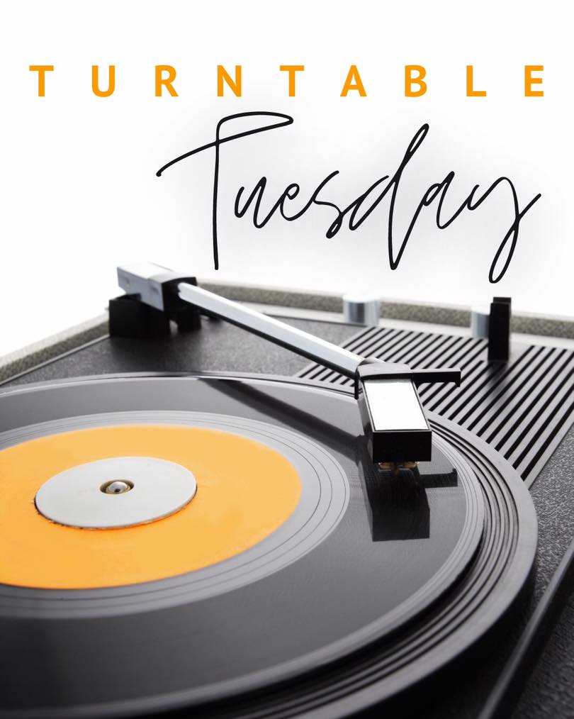 🎶🎵 What's everyone listening to on this Turntable Tuesday? We've got a little Billy Joel spinning! 🎵🎶 #turntabletuesday #lptunes