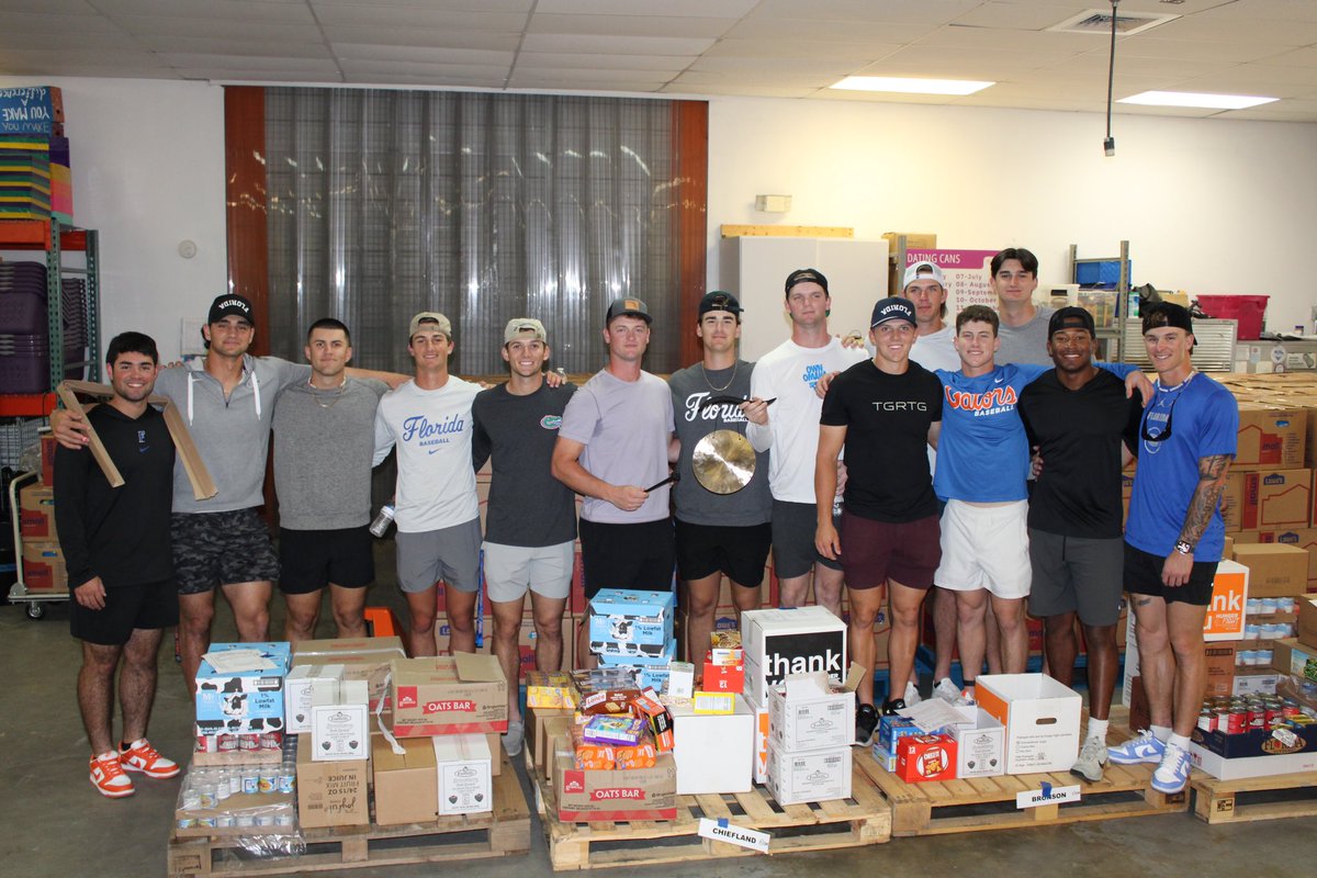 Michael Robertson (@mrobertson_11) on Twitter photo Food insecurity is no easy issue to tackle, but <a href="/F4KNFL/">Food4Kids Florida</a> is doing a great job in our local community. Help them get meals to food insecure youth in the Gainesville area! food4kidsfl.org/donate/ <a href="/Fl_Victorious/">Florida Victorious</a> #FVFoundation Food insecurity is no easy issue to tackle, but <a href="/F4KNFL/">Food4Kids Florida</a> is doing a great job in our local community. Help them get meals to food insecure youth in the Gainesville area! food4kidsfl.org/donate/ <a href="/Fl_Victorious/">Florida Victorious</a> #FVFoundation
